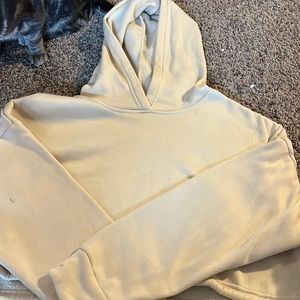 I never wore this because it wasn’t really my style but it’s really soft inside.